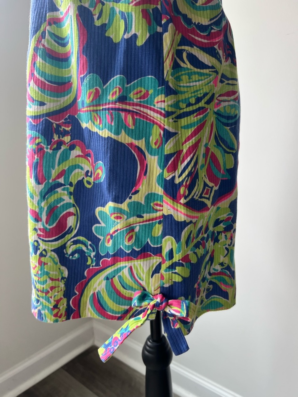 Lilly Pulitzer Neon Paisley Sheath Dress in Blue and Yellow - 2 - Picture 4 of 14